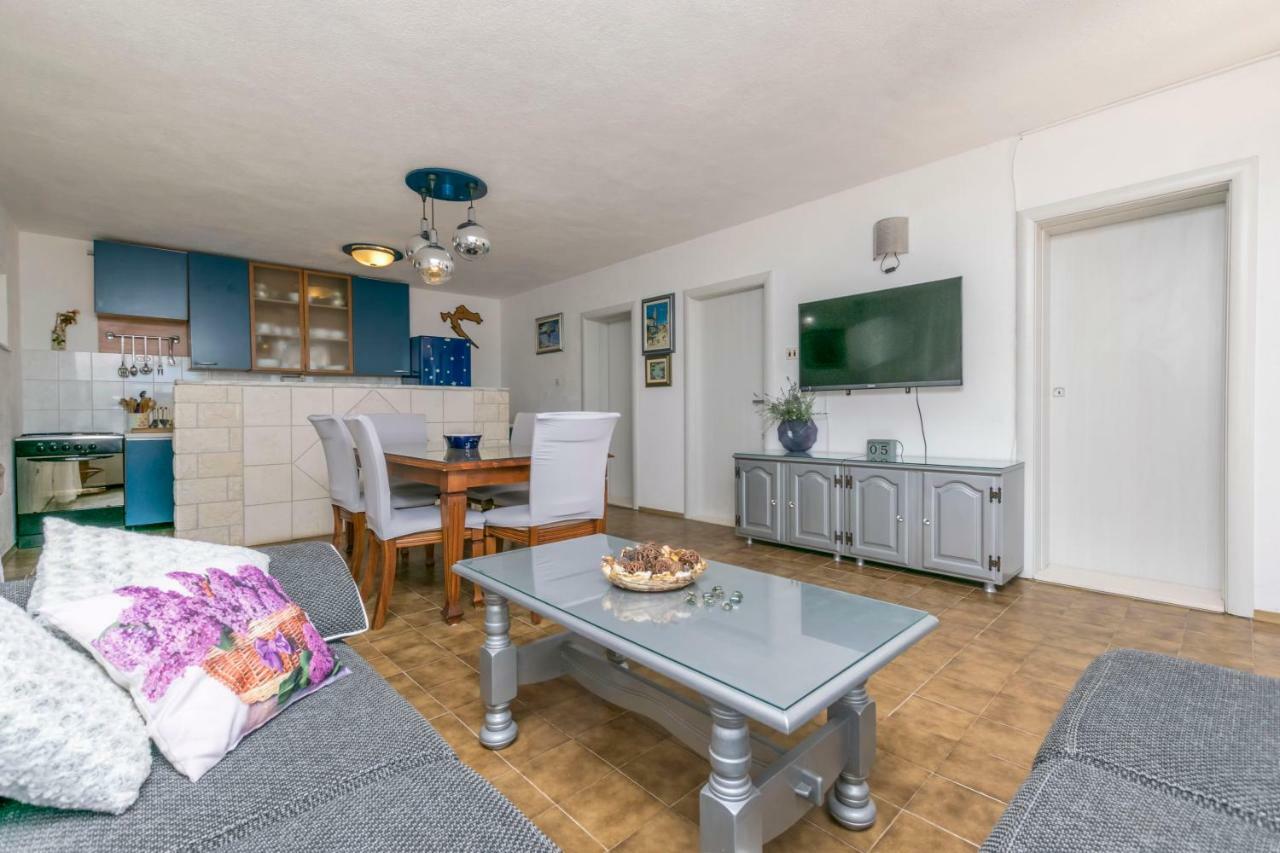 Apartments Babaja Trogir Exteriör bild